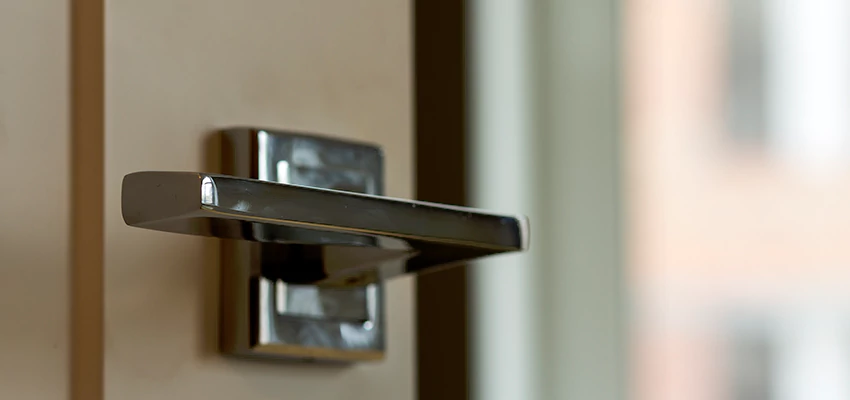 Door Lever Knob Repair in Acton, California